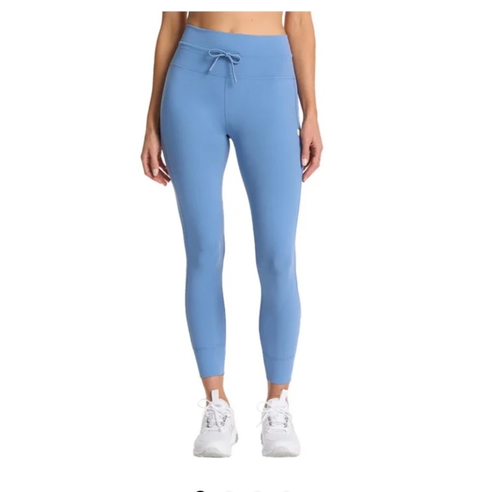 Vuori Daily Legging - Size Large. These are a light blue in color. Never worn.